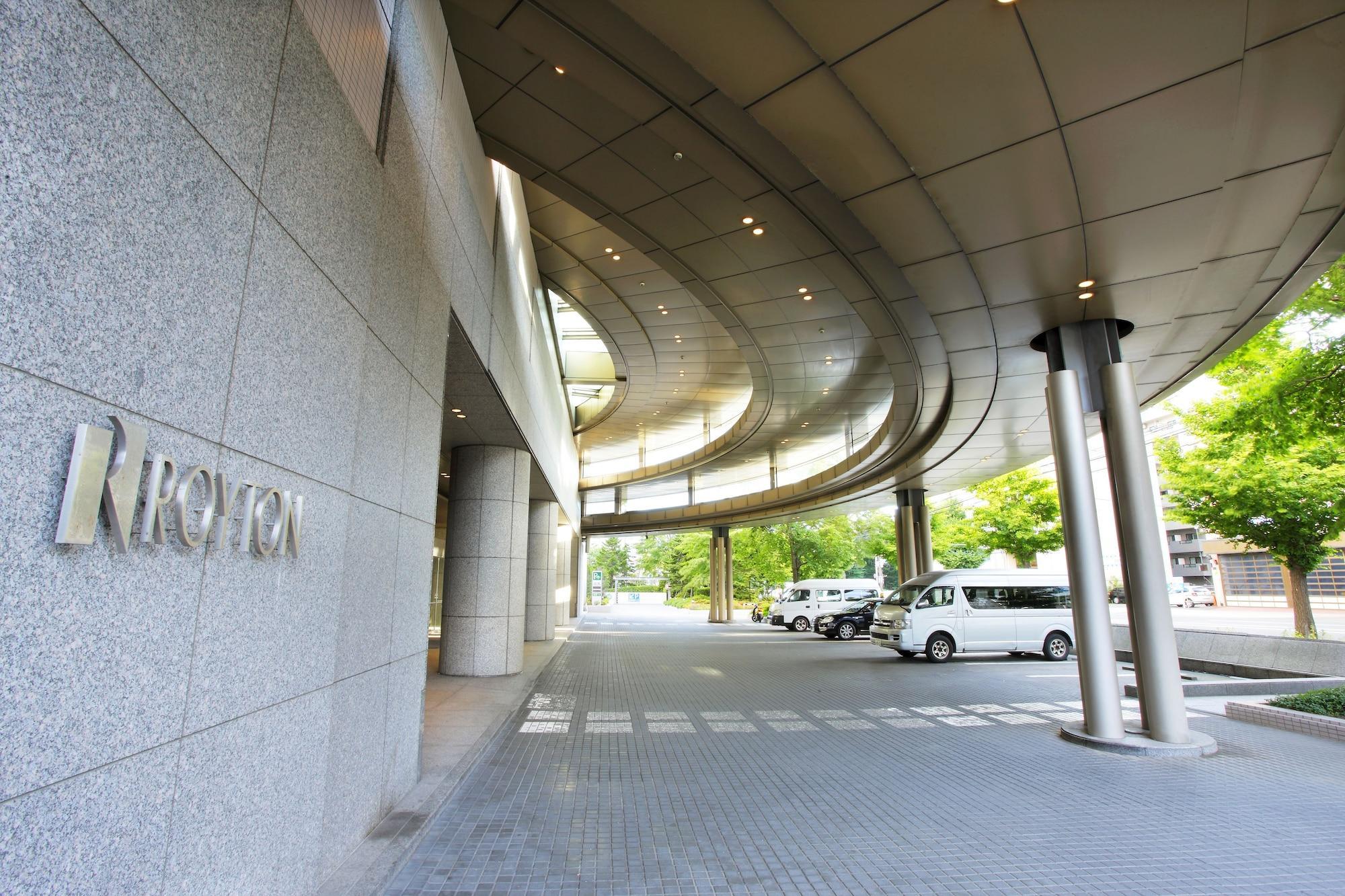 Royton Sapporo Hotel Exterior foto Entrance